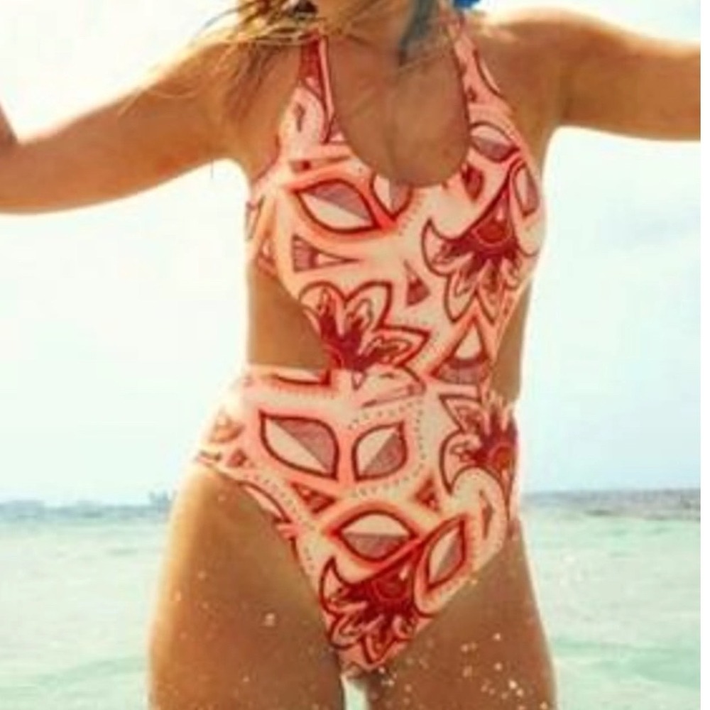 Aerie Swimsuit One Piece Womens Medium Orange Floral Geometric Cut Out Halter